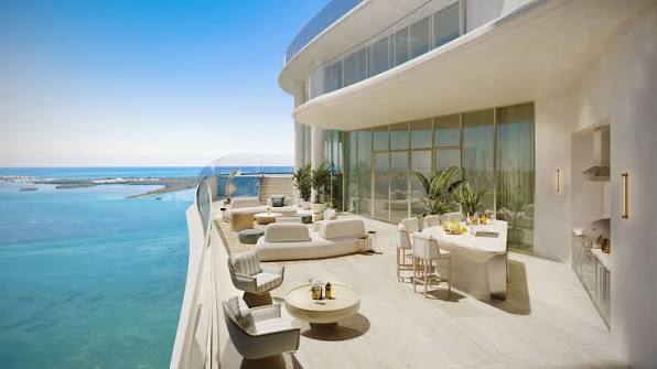 Hotels & Resorts 7